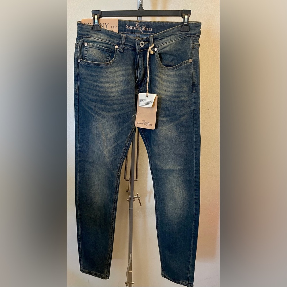 Brand new Smith Mills men’s jeans. 28x30